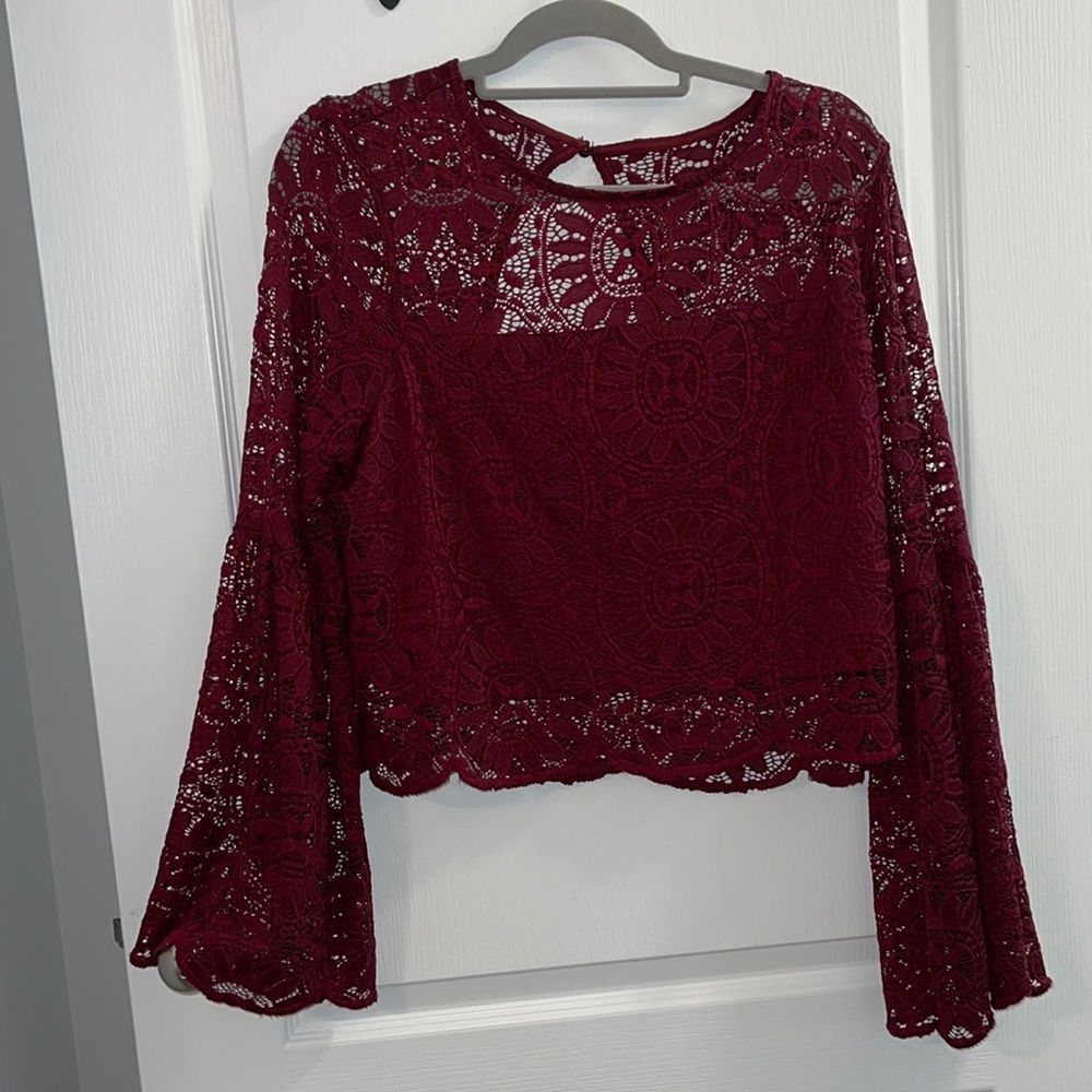 Xhilaration Burgundy Flounce sleeve top Size XL